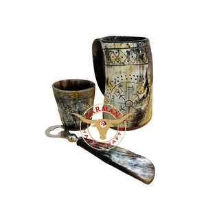 Ensemble de mugs à boire en corne de bœuf Viking, sculptés à la main, sans danger pour les aliments et étanches, avec verre à shot et ouvre-bouteille à prix avantageux - Product Image 6