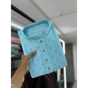 TRAVAIL DE BRODERIE TRADITIONNELLE EN RAYON COTON KURTA POUR HOMME AVEC PAYJAMA SKY - Product Image 1