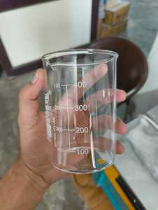 Laboratory Borosilicate <b>Glass</b> Beaker Low Form Graduated Beaker with Pouring Spout 5ml 10ml 50ml 100ml 250ml <b>500ml</b> 1000ml - Product Image 4