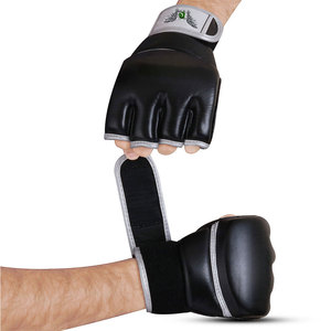 ถุงมือ MMA แบบครึ่งนิ้ว ดีไซน์ใหม่ ผลิตจากหนัง สำหรับกีฬากลางแจ้ง ระบายอากาศได้ดี น้ำหนักเบา เหมาะสำหรับการฝึกซ้อม MMA - Product Image 6