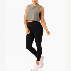 Débardeur respirant sans manches pour femme, idéal pour les climats chauds et les activités de plein air - Product Image 2