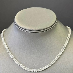 Collar de tenis de plata 925 premium con diamantes de circonita cúbica chapados en rodio, cadena de micro pavé de alta gama para regalo de boda, elegante - Product Image 1