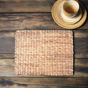 Manteles Individuales de Jacinto de Agua Cuadrados, Hechos a Mano, Ecológicos, con Diseño Geométrico de Lujo, Personalizables, para el Hogar - Product Image 3