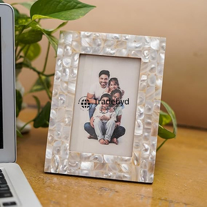 กรอบรูปหรูหราประดับมุกเปลือกหอย งานแฮนด์เมดสร้างสรรค์ พร้อมเคลือบเงา คุณภาพพรีเมียม ของตกแต่งบ้าน โดย Tradebyd - Product Image 4