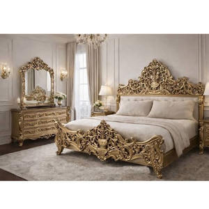 Lit King Size de style baroque impérial en or antique - Product Image 1