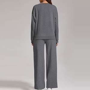 Ensemble de survêtement décontracté pour femme, confectionné en tissu doux, idéal pour les voyages, la maison et les activités quotidiennes - Product Image 4