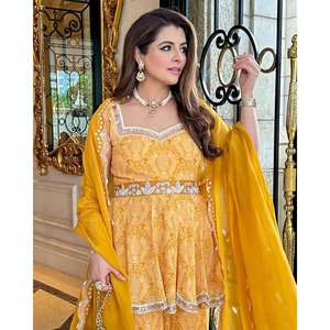 Conjunto de Top y Pantalón Amarillo para Mujer de LC Designer con Dupatta, 850g, Talla Única, para Fiestas - Product Image 2