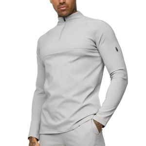 T-shirt de compression personnalisé en gros pour hommes – Respirant, séchage rapide, confortable, idéal pour le sport et la gym (Rash Guard) - Product Image 5