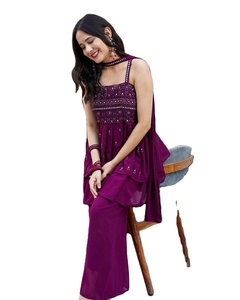 เสื้อตัวบนผ้าจอร์เจียคุณภาพดีปักลายอย่างเต็มที่สวยงามและผ้าจอร์เจียพลัส - Product Image 1