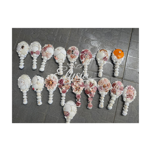 Luxury Seashell Handheld Mirror Natural Shell Decorative Makeup Mirror Wedding Bridesmaid Gift - Product Image 1