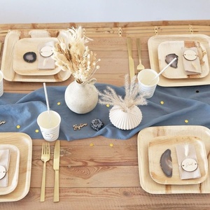 Assiettes compostables en fibre de palmier pour fêtes à domicile et rassemblements sociaux, 8 pouces, forme carrée, lot de 25, pour aliments chauds et froids - Product Image 1