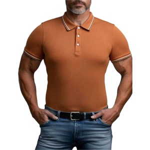 Fabricant en gros de chemises pour hommes en polyester de haute qualité, logo brodé personnalisé sur le devant, séchage rapide, motif uni pour chemises - Product Image 3