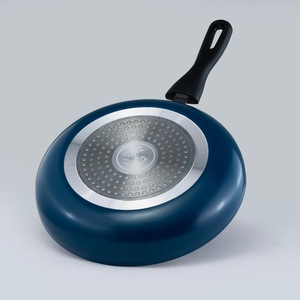 Poêle à frire antiadhésive de 24 cm, poêle à frire en aluminium, poêle ronde, revêtement multicouche, facile à nettoyer, ustensiles de cuisine - Product Image 4