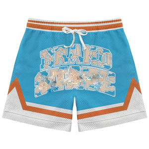 Shorts de sport pour homme en mesh athlétique 180 GSM, tissu polyester premium, empiècements contrastés, shorts de basketball, logo personnalisé en chenille. - Product Image 1