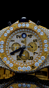 Montre Hip Hop pour homme de 45 mm, taille Jumbo, avec diamants Moissanite VVS 1 de qualité supérieure, entièrement en or jaune, montre automatique de luxe sertie de diamants. - Product Image 2