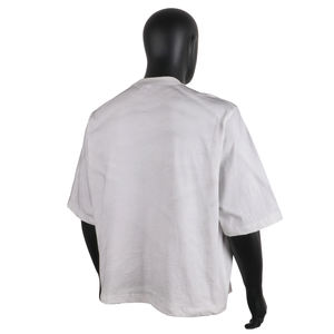 Camiseta Blanca Oversize de Diseño Exclusivo con Corte Cuadrado, Manga Raglán y Efecto Desgastado - Product Image 2
