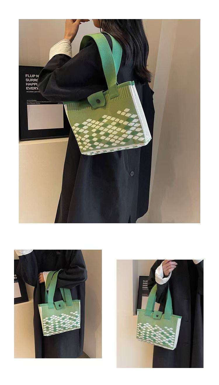 Green small diamond grid