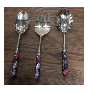 Cuchara y Cuchillo Decorativos de Lujo para Restaurantes, Juego de Cubiertos de Acero Inoxidable Ecológico con Mango de Resina, Diseño Popular - Product Image 2