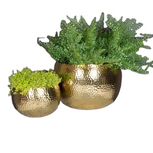 Jardinière décorative en forme de grand seau meilleure vente design martelé hôtel et maison jardin utilisé jardinière de balcon - Product Image 1