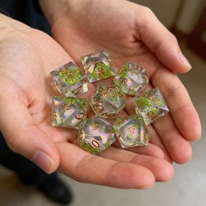 Jeu de dés en résine de qualité professionnelle, dés polyédriques équilibrés en résine pour les tournois, dés de jeu de table Dungeons and Dragons - Product Image 5