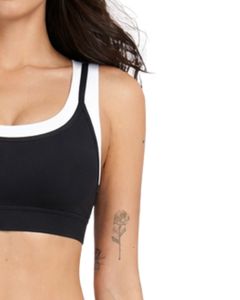 Ensemble de sport personnalisé pour femme : soutien-gorge contrastant noir et blanc et pantalon évasé taille haute extensible pour yoga, fitness et gym – Vente en gros OEM personnalisée - Product Image 5