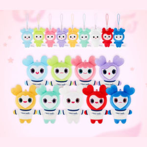 ตุ๊กตา TWICE LOVELY PLUSH DOLL ของแท้ รุ่น K-Pop พร้อมหนังสืออิเล็กทรอนิกส์ (แผ่นซีดี) วัสดุกระดาษและพลาสติก ภาษาเกาหลี สำหรับทุกวัย - Product Image 3