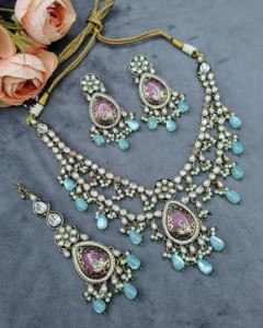 Luxury Pear Shape Uncut Stone Kundan <b>Necklace</b> With Earrings And Mangtika Traditional Ethnic Party Wear Jewellery Set Collections - Product Image 1