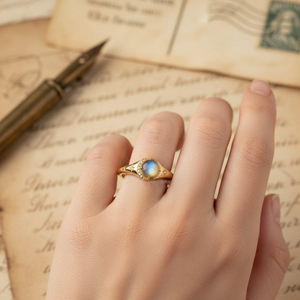 Bague de luxe en argent sterling 925 plaqué or 18 carats avec labradorite naturelle sertie clos, motif croissant de lune et étoile, pour femme chrétienne - Product Image 2