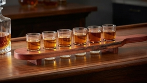 Handmade <b>Wooden</b> Shot Glass Holder Oval Shape 6 Holes Minimalist Design Standing Type Storage <b>Rack</b> for Beverage Use - Product Image 6