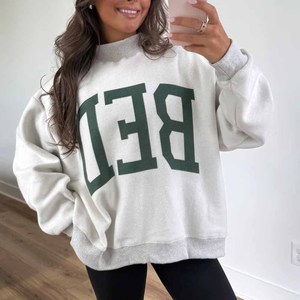 In My Happy Girl Era OEM Ladies <b>Mock</b> <b>Neck</b> Sweatshirt Custom Chenille Letter Patch Cotton Fleece Streetwear Casual Fashion <b>Top</b> - Product Image 3