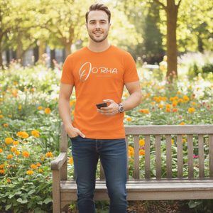 เสื้อยืดลำลองผู้ชาย ผ้าคุณภาพพรีเมียม แขนสั้น สีส้ม พร้อมโลโก้แบบกำหนดเอง - Product Image 4