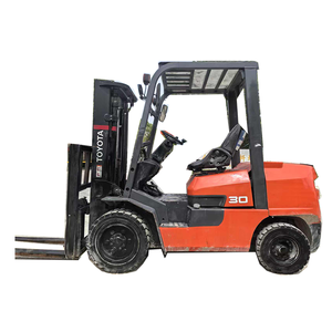 Chariots élévateurs Toyota d'occasion de 3 tonnes avec moteur d'origine, performances de haute qualité, prix compétitifs pour les mines, les chantiers de construction, les ports - Product Image 1