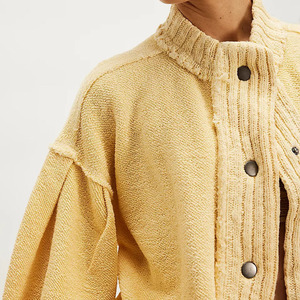 Cárdigan corto de punto para mujer, amarillo mantequilla, con cuello alto, manga globo, color liso, estilo casual, manga larga con botones - Product Image 3