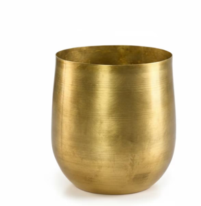 Jardinière en laiton durable et élégante au fini laitoné, d'aspect vintage, idéale pour les espaces domestiques ou de bureau recherchant un charme classique - Product Image 6