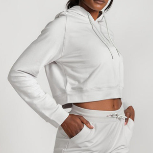 Sweat-shirt à capuche court pour femme, surdimensionné, en molleton, style streetwear, marque privée - Product Image 3