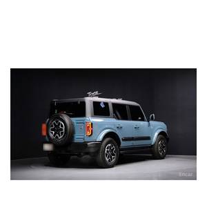 Ford Bronco 2.7 Outer Banks Diciembre 2023 24,546 km Caja de Cambios Automática Asientos de Cuero con Cámara Trasera - Product Image 2