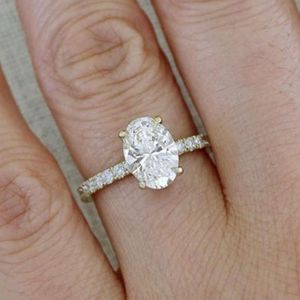 Bague en or jaune 14 carats avec diamant CVD de laboratoire certifié IGI 4 carats VS1 couleur F, bijoux fins pour femmes, design luxueux - Product Image 1