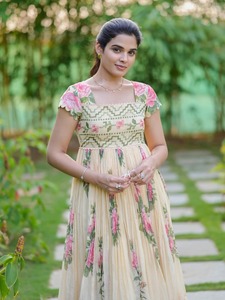 ชุดเดรสยาวลายดอกไม้สไตล์ลำลองน่ารักแฟชั่นใหม่ประจำฤดูร้อนปี 2026 ของ AARYA แบบหลวมสไตล์ตะวันตก แขนสั้น ซักได้ - Product Image 4