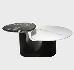 Mesa de centro moderna de dos tonos con una superficie negra y una de mármol blanco sobre una base gruesa de doble cilindro negro, a precio de mayorista. - Product Image 2