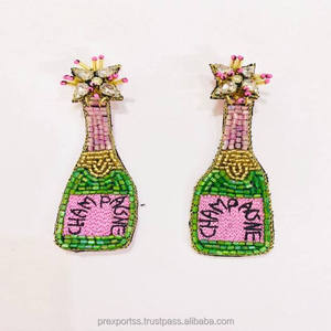 ต่างหูห้อยประดับลูกปัดแก้วลายดอกไม้สไตล์โบฮีเมียนวินเทจสุดหรูจากผู้ส่งออกอินเดียขายดีที่สุด แฟชั่นสำหรับทุกเพศ - Product Image 3