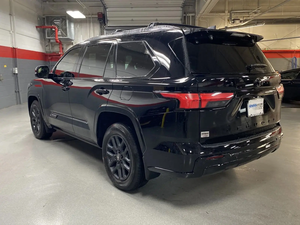 Venta de Vehículos Usados TOYOTA-SEQUOIA SUV TRD PRO V6 3.5L TURBO 4WD <span class=keywords><strong>7</strong></span>-<span class=keywords><strong>PLAZAS</strong></span> AUTOMÁTICO 2024 2025 con Volante a la Izquierda y Derecha (LHD/RHD) - Product Image 3