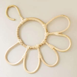 Cintres organisateur de garde-robe pour enfants cintre en rotin naturel pour enfants pantalons chemises manteaux non troupeau épaule - Product Image 1