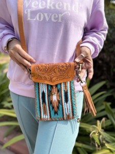 Bolso de cuero de Jacquard Real para teléfono, bolso ligero de tamaño pequeño, bandolera, bolsa de sillín azteca, diseño tallado a mano - Product Image 4
