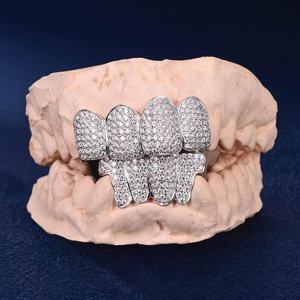 Ensemble complet de grillz en moissanite or blanc, grillz dentaires en moissanite bling-bling, ajustement personnalisé, style hip-hop, bijoux buccaux - Product Image 1