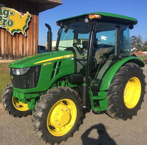 Tractores John Deere 5075E en Oferta, Tractor Agrícola de 75HP, Tipo Caminante, Tracción en las 4 Ruedas, Transmisión por Engranajes, con Motor y 4 Años de Garantía - Product Image 1