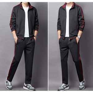 ชุดวอร์มผู้ชายสีดำล้วน ชุดกีฬาผู้ชาย ชุดวิ่งออกกำลังกาย ชุดวอร์มโพลีเอสเตอร์สำหรับผู้ชาย - Product Image 2