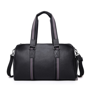 Sac de voyage unisexe en cuir noir avec bandoulière réglable, fermeture éclair résistante à l'eau, grande capacité, pour le sport et les voyages en plein air - Product Image 1