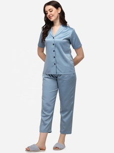 Conjunto de pijama de satén liso para mujer, ropa de dormir moderna y brillante con logotipo personalizado, conjunto de 2 piezas - Product Image 3