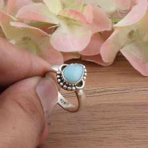 Anillo de Plata de Ley con Larimar de Lujo, Estilo Art Deco Vintage, para Boda y Aniversario, para Mujer, con Gema Azul Intenso - Product Image 1