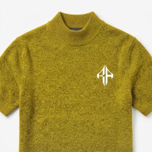 เสื้อสเวตเตอร์ถักแบบสปอร์ต ไม่มีลายพิมพ์ พร้อมโลโก้สีขาว สำหรับผู้ชาย ผลิตจากวัสดุอะคริลิก/คอตตอนคุณภาพสูง แขนสั้น โดย RIVIAN ATLANTIC - Product Image 6
